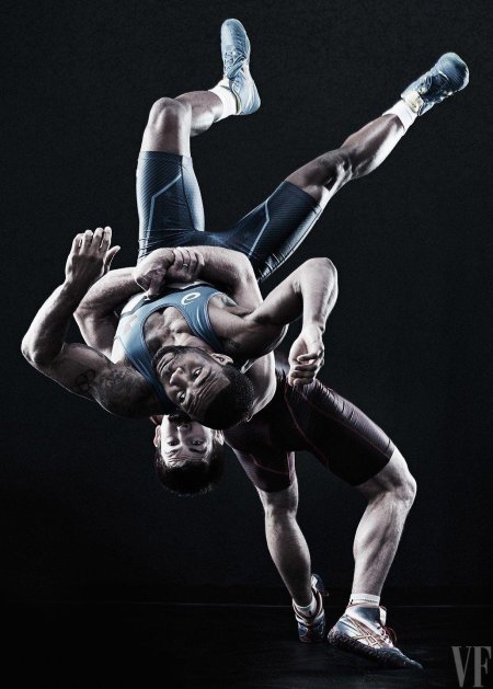 Лаура Эфрикиан врестлинг