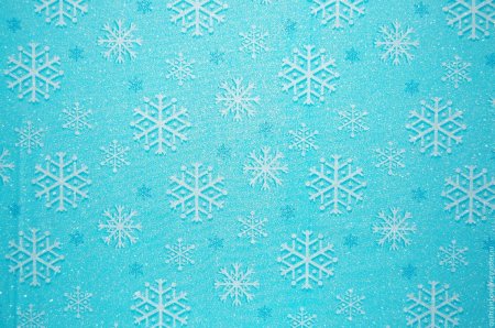 Голубой фон со снежинками