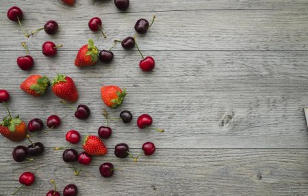 Фрукты сверху