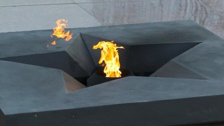 Звезда вечного огня