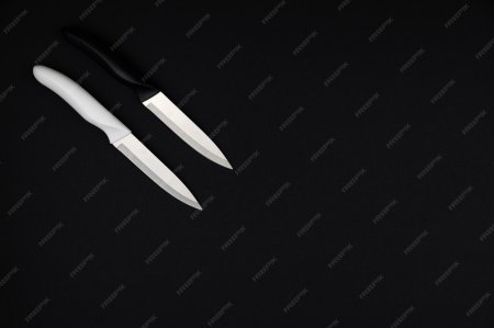 Два клинка в чб