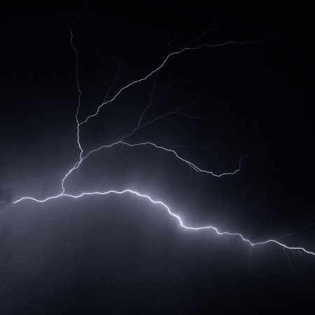 Обои на рабочий стол молния