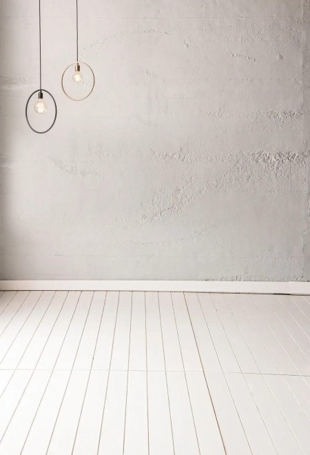 Белая стена