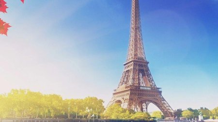 Эльфивая башня в Париже