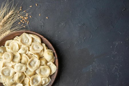 Миска пельменей