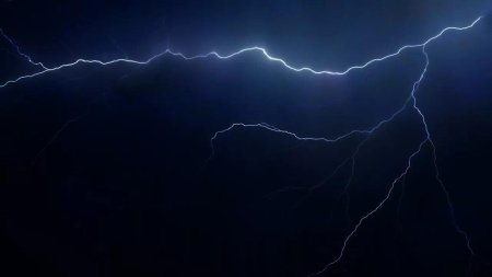 Батарея молния