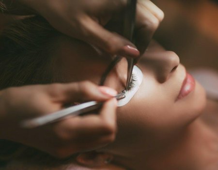 Наращивание ресниц готовыми пучками плюсы и минусы