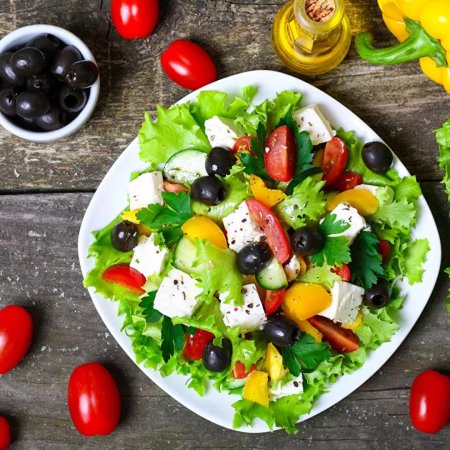 Салат греческий