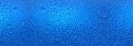 Капли воды на синем фоне