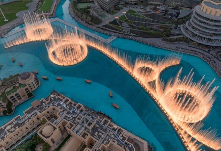 Фонтан в дубае