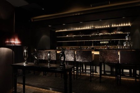 Темный фон бар