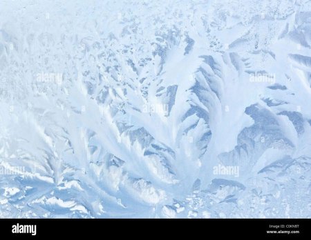 Морозные узоры на окнах