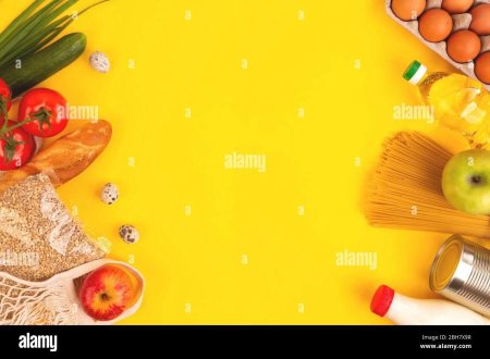 Продукты на желтом фоне