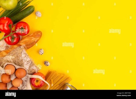 Продукты на желтом фоне