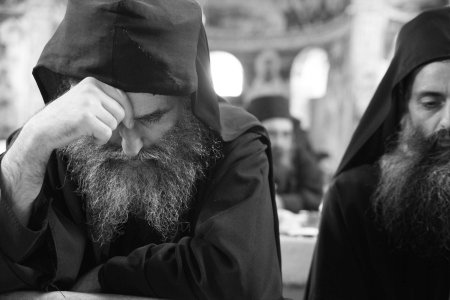 Афонские монахи