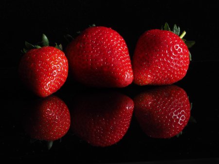 Сочная клубника