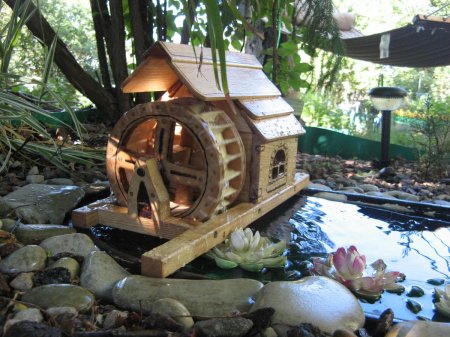 Мельница для дачи декоративная