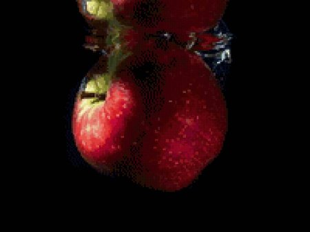 Красивое яблоко