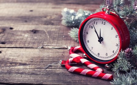Новогодний фон с часами