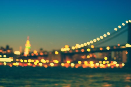 Размытые огни города