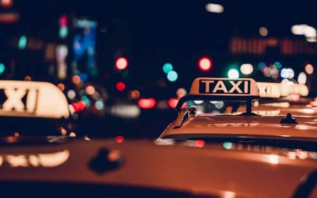 Такси фото