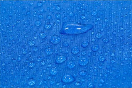 Синего цвета