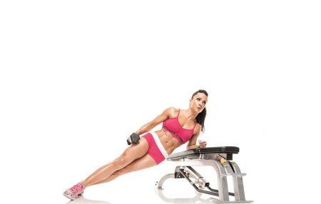 Девушка на тренажере