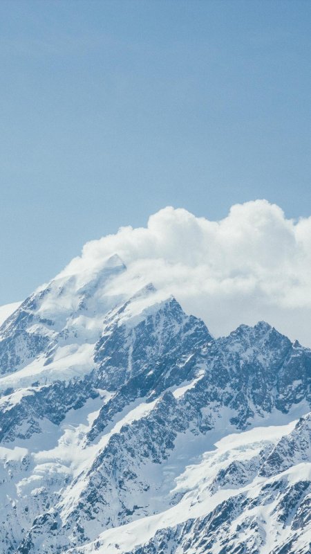 Снежная гора