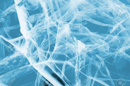 Ледяная поверхность