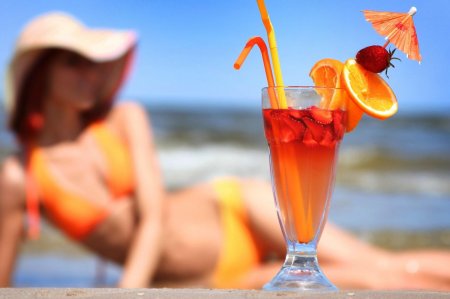 Коктейль на пляже