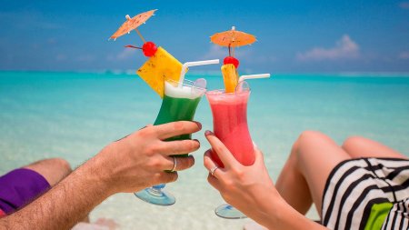 Коктейль на море