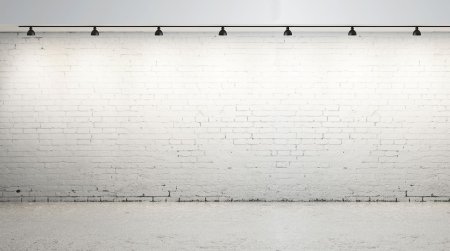 Белая кирпичная стена