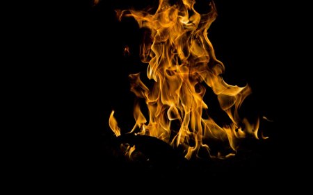 Огонь костер