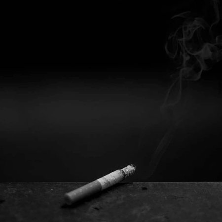 Сигарет дым