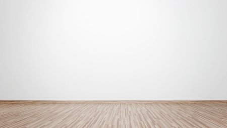 Пустая белая комната