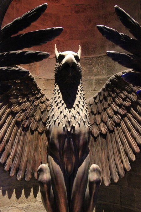 Грифон из гарри поттера