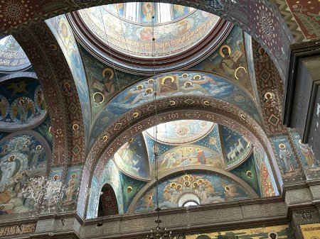 Новоафонский монастырь внутри