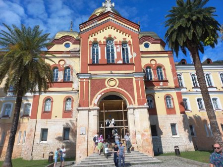 Абхазия афонский храм