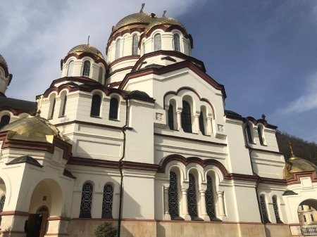 Пантелеймоновский собор новый афон