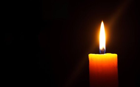 Траурная свеча