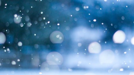 Боке снег