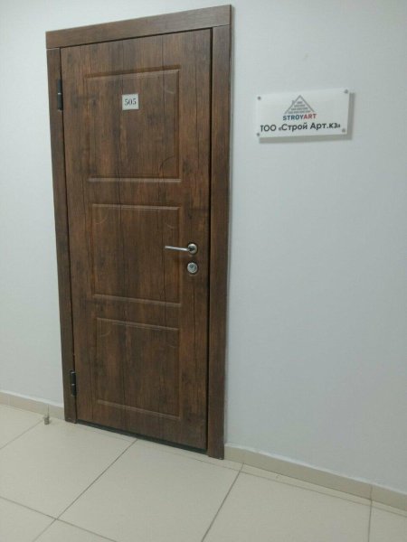 Входная дверь