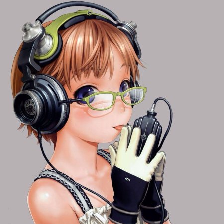 Девушка с наушниками