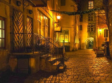 Тёмный переулок 19 века