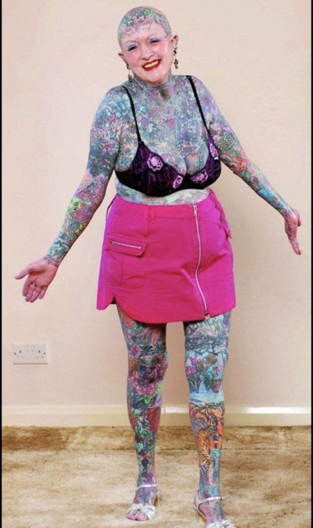 Самая татуированная женщина