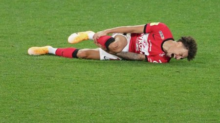 Хенрик Ларссон футболист перелом