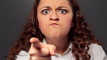 Злая женщина