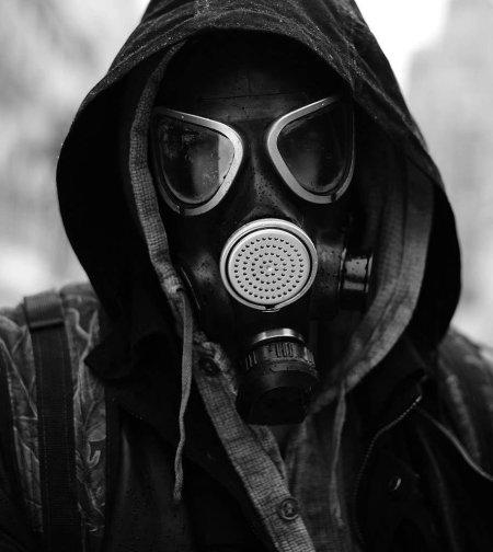 Противогаз в капюшоне