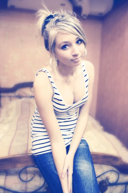 Девушка няшка