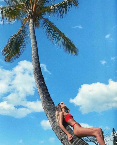 Красиво сфоткаться с пальмой